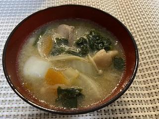 八潮産野菜入りちゃんこ汁