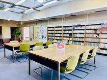 読書談話コーナー写真