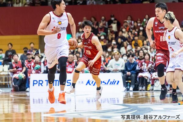 越谷アルファーズのプレーの様子3